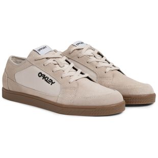 New oakley shoes deals