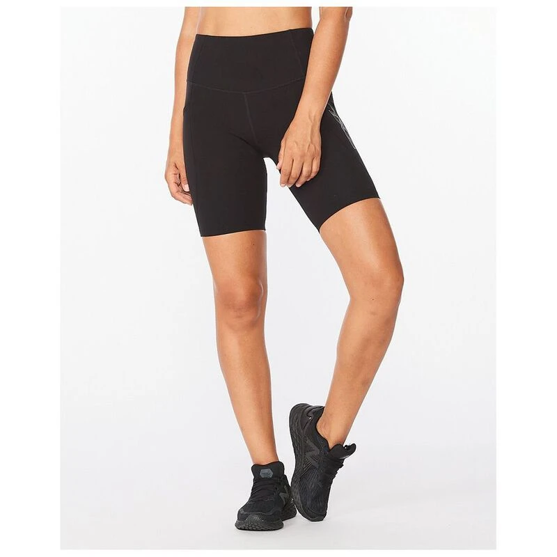 2XU Womens Form Stash Shorts Black Black Sportpursuit
