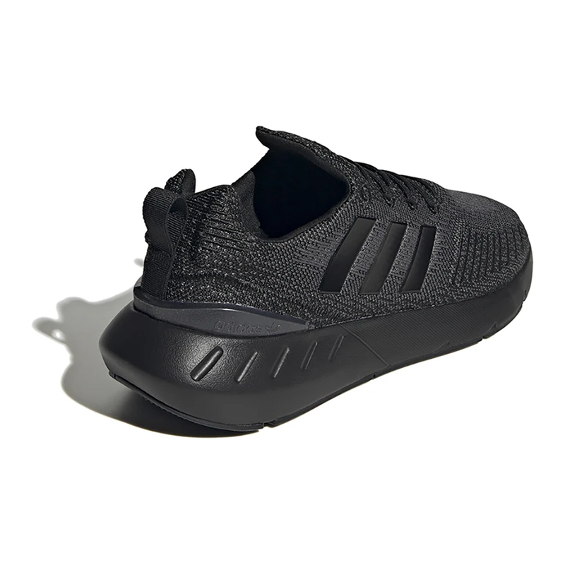 Adidas Herren Swift Run 22 Freizeitschuhe Schwarz privatesportshop