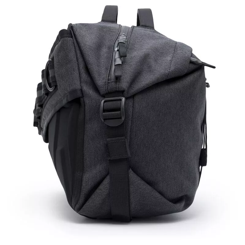 Chrome クローム TERRACE BRIEF Backpack 24L Chrome クローム TERRACE BRIEF Backpack 24L