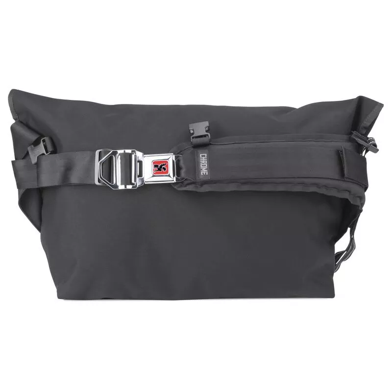Chrome Metropolis 40L Messenger Bag (Black/White) | Sportpursuit.com