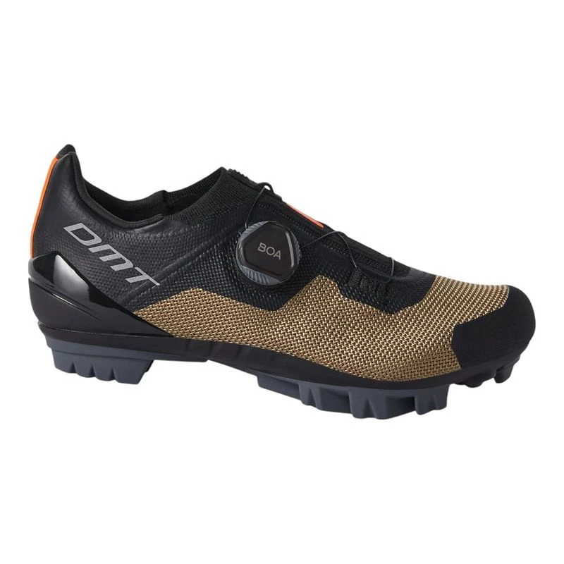 DMT KM4 Cycling Shoes (Black/Bronze) | Sportpursuit.com