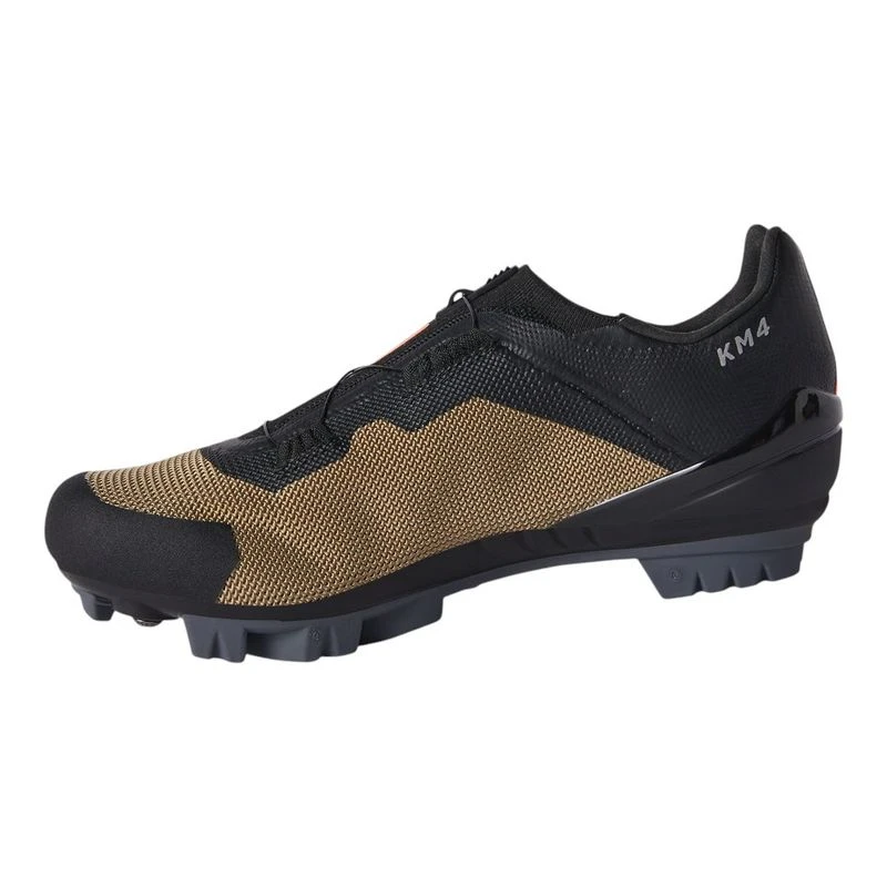 DMT KM4 40サイズ Black/Bronze DMT KM4 Cycling Shoes (Black/Bronze) | Sportpursuit.com