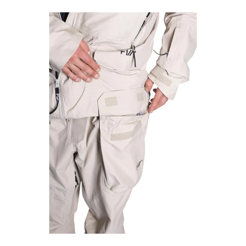 FW Catalyst Fusion 上下セット Method Mag BRANDED: The 22/23 Catalyst Fusion Jacket & Bib from FW