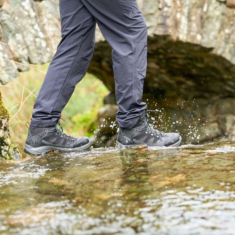 Teva boots mens hotsell