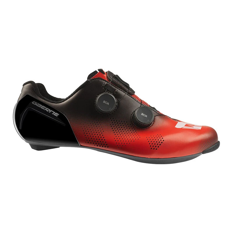 Red and black cycling shoes discount