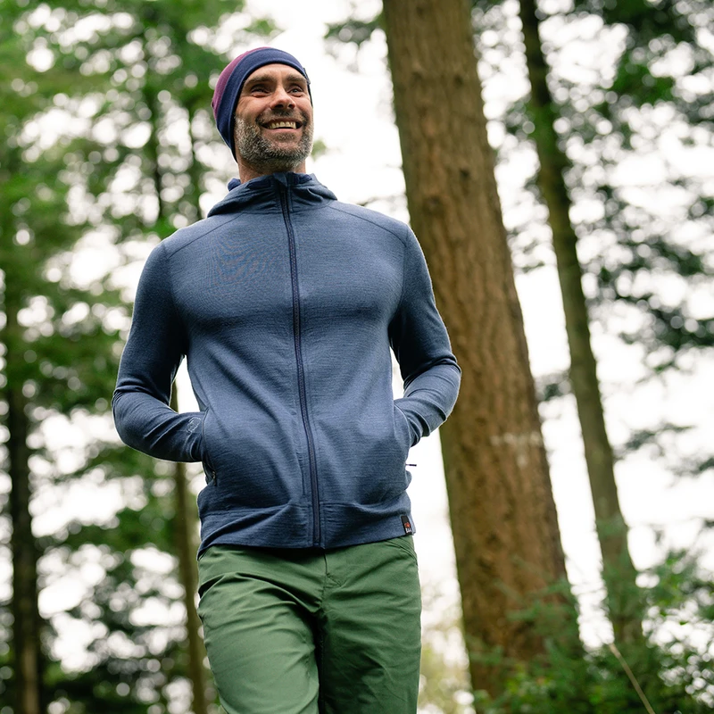 ISOBAA Mens Merino 260 Casual Hoodie (Denim) | Sportpursuit.com