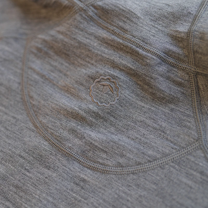 Isobaa mens merino 260 casual hoodie deals