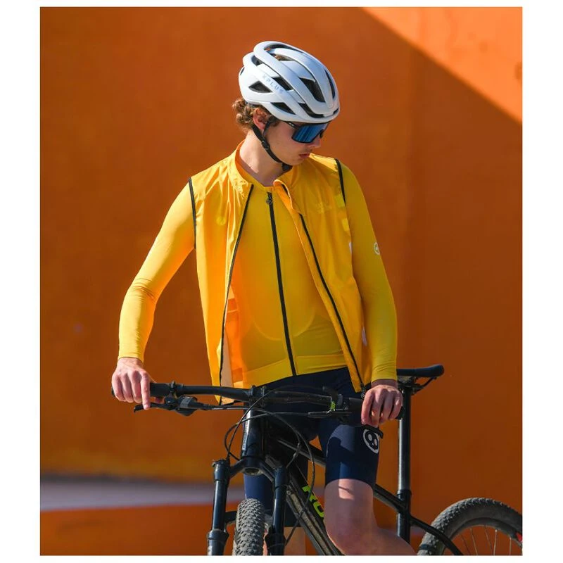 Monton Mens Urban Colours V2 Windproof Gilet Yellow Sportpursuit