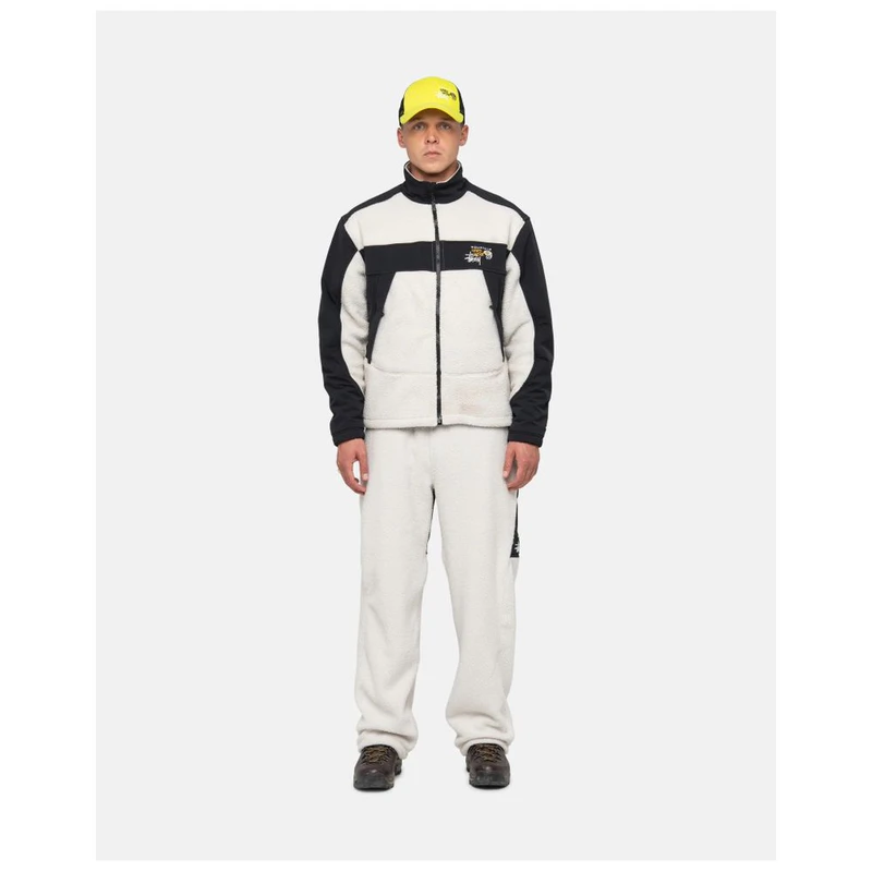 STÜSSY & MOUNTAIN HARDWEAR The Goat — Featuring Stüssy x Mountain Hardwear