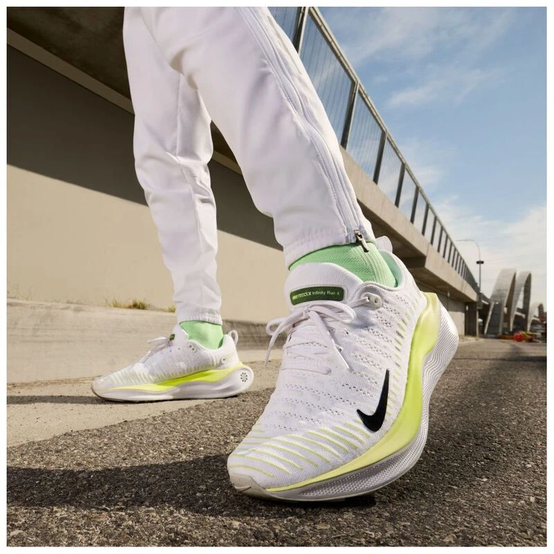 Nike Mens InfinityRN 4 Running Shoes White Black Light Lemon Twist Vo
