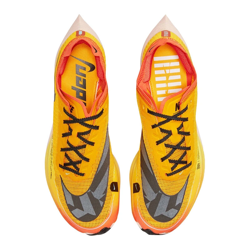 Nike black and on sale gold mens shoes