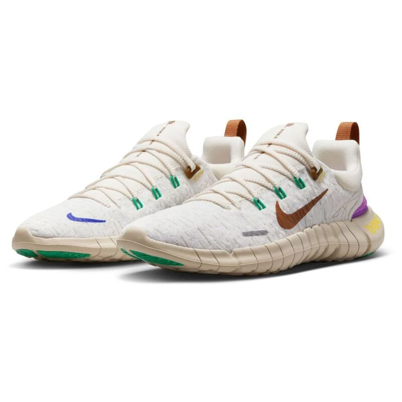 Nike Mens Free Run 5.0 Premium Running Shoes Sail Ale Brown Fuchsia D