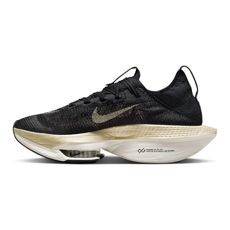 Nike mens shoes black and gold store