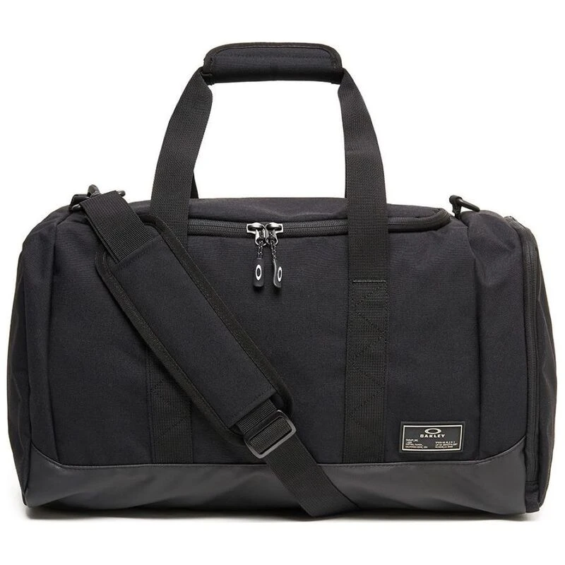 Oakley Vigor 40L Travel Bag (Blackout) | Sportpursuit.com