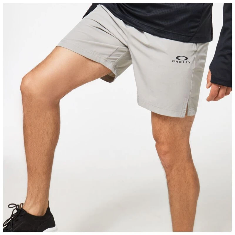 Oakley gym shorts discount