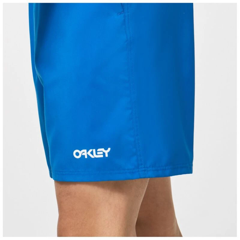 Oakley ace volley 18 shorts top