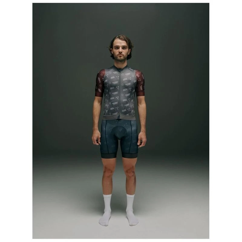 ウェア Pas Normal Studios Mechanism Rain Jersey Pas Normal Studios Men's Mechanism Pro Rain Jersey in Black