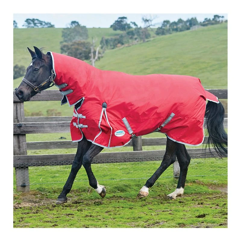 Weatherbeeta Comfitec Classic Combo Medium/Lite 100g - Red/silver/navy | HorSeven