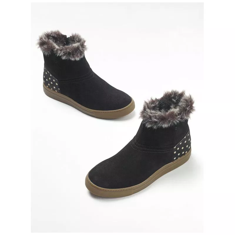 Born ivy buckle 2025 boot