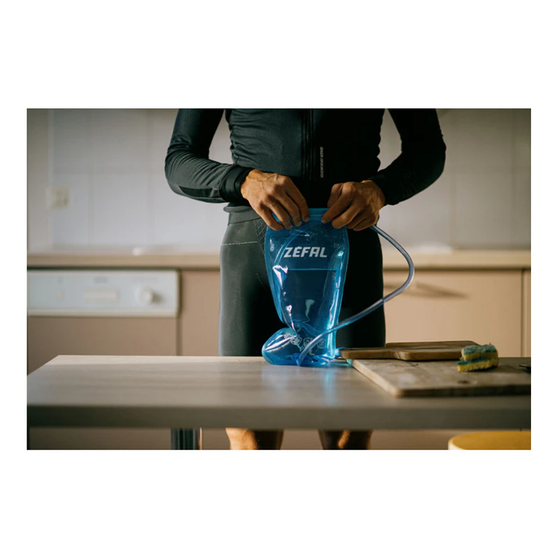 Tétine souple pour poche à eau Zéfal