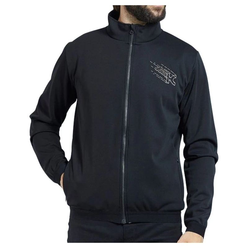 Wind block jacket outlet