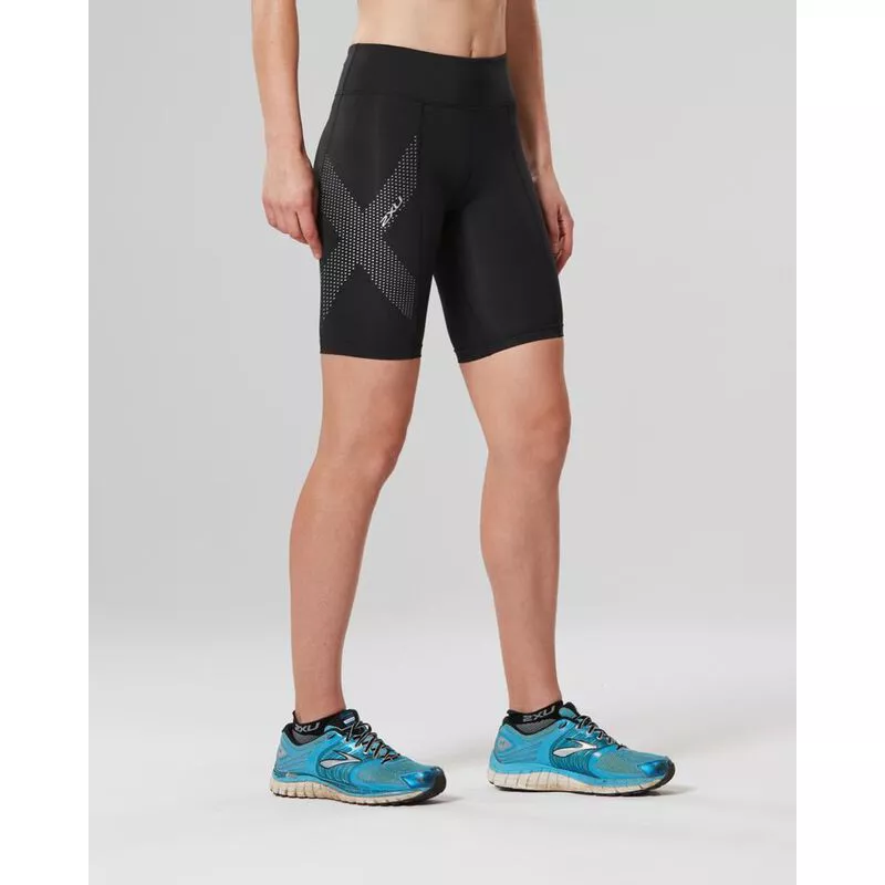 Mid-Rise Compression Shorts