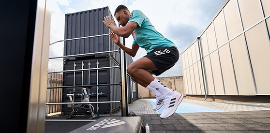 ADIDAS en soldes chez SPORTPURSUIT
