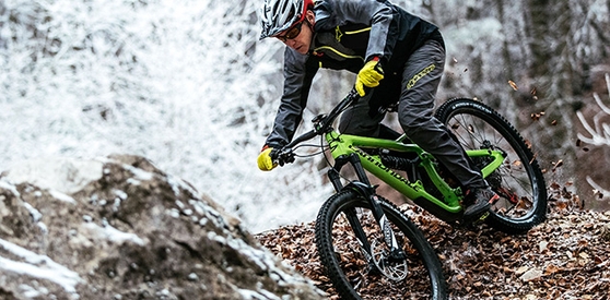 ALPINESTARS à bas prix chez PRIVATESPORTSHOP
