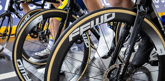 FFWD en vente privilège chez PRIVATESPORTSHOP