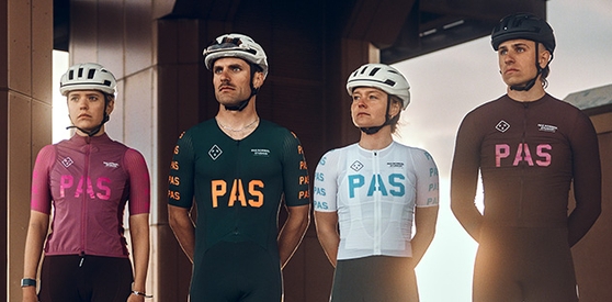 PAS NORMAL STUDIOS en vente flash sur SPORTPURSUIT