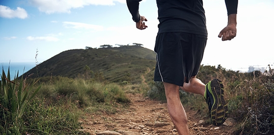 SHORTS DE COURSE A PIED à bas prix chez SPORTPURSUIT